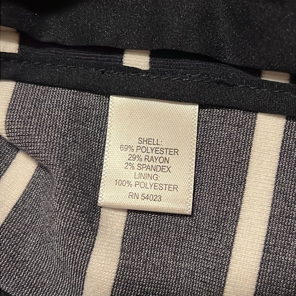 Banana Republic Striped Ponte Modern Blazer - Picture 9 of 11